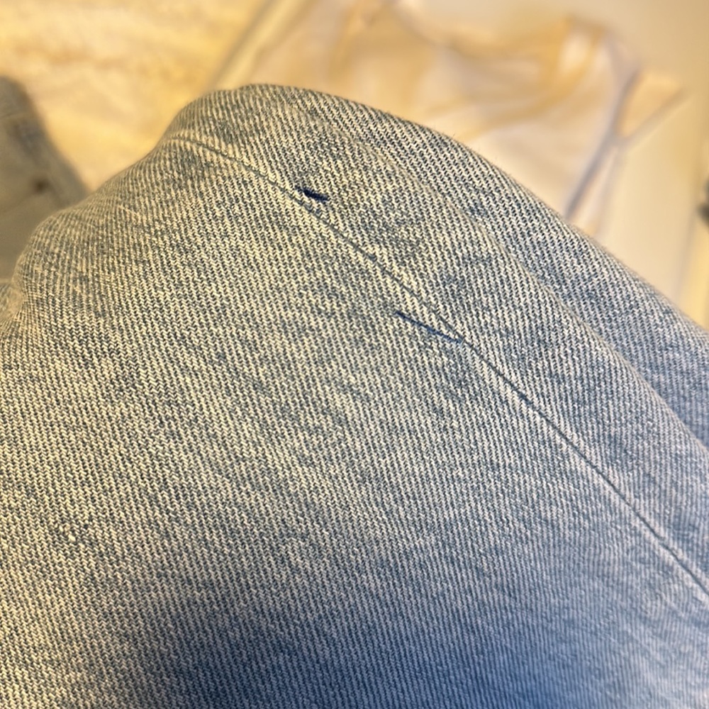 AGOLDE | Riley Ripped Crop Jeans - Picture 8 of 8